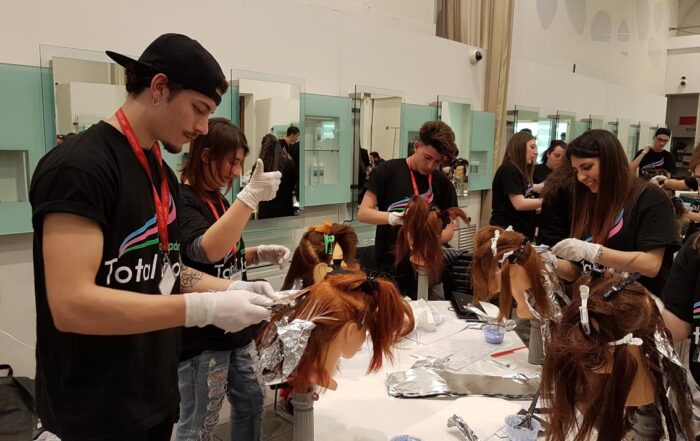 News | foto 5 accademia total look presso accademia loreal roma 69 VM5URw